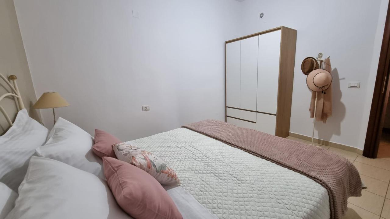 Cypress Garden House Apartment Gazi Екстериор снимка
