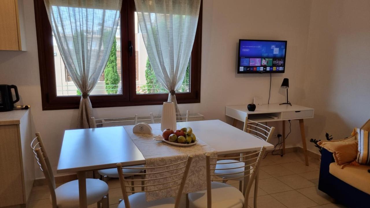 Cypress Garden House Apartment Gazi Екстериор снимка